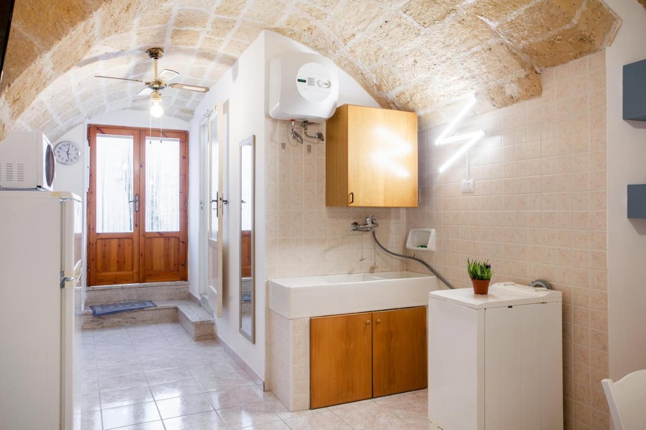 Monopoli Heartbeat - Apartment 200M From Sea Bagian luar foto