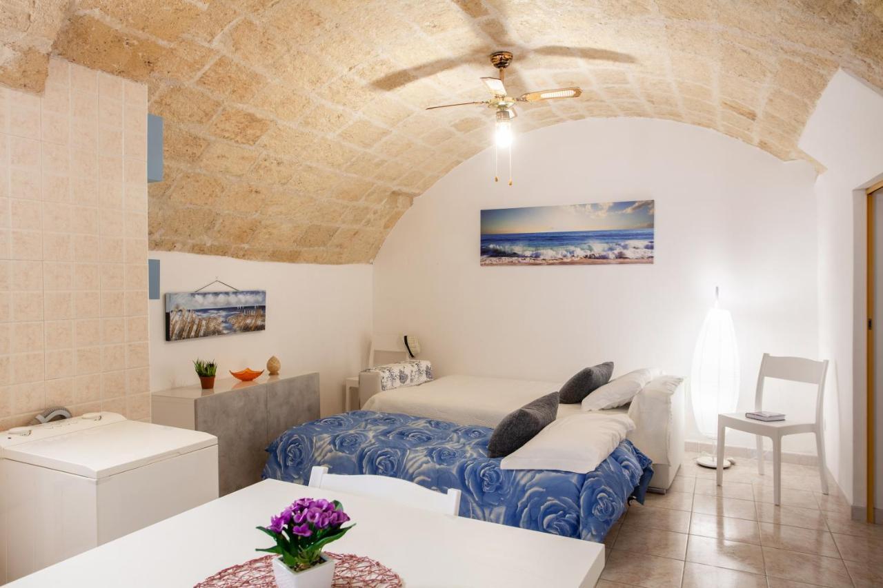 Monopoli Heartbeat - Apartment 200M From Sea Bagian luar foto